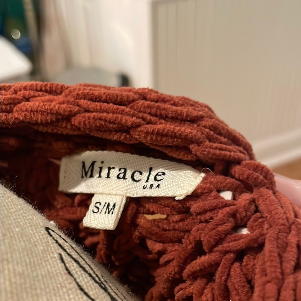 Women's Rust Sweater - Picture 5 of 5